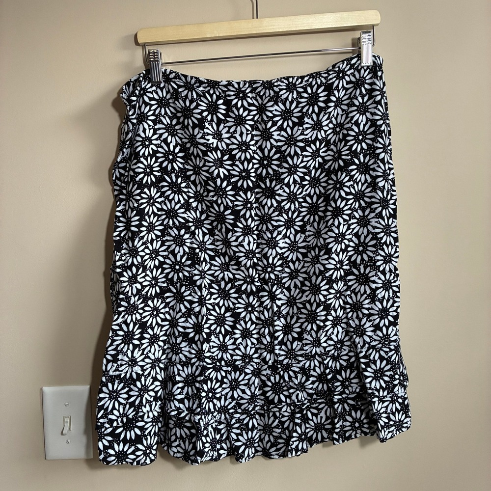 Nomadic Traders Floral Ruffle Hem Skirt XL Black White Womens Daisy Print - Picture 4 of 5
